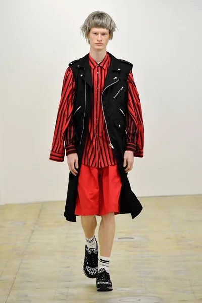 Look 4